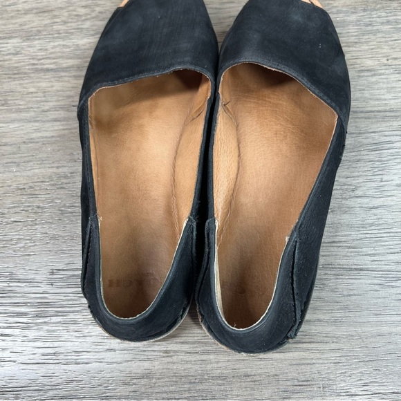 Coach New York Lydia Black Nubuck Suede Open Toe Flats Women's Size 7.5 - Picture 8 of 12
